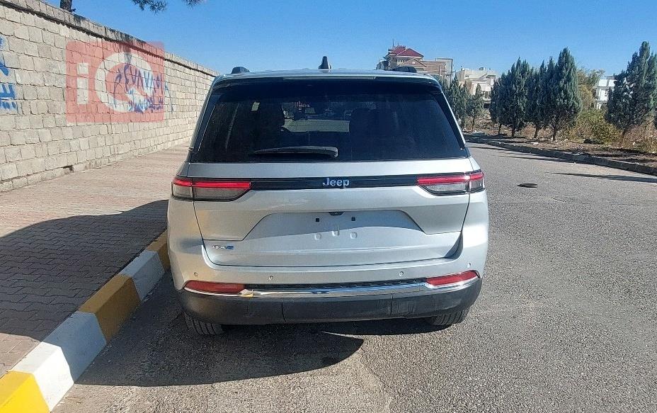 جيب جراند شيروكي